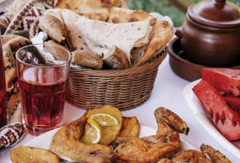 Armenian Picnic Culture: Why Khorovats and Gathering Outdoors Mean Everything Armenian Picnic Culture: Why Khorovats and Gathering Outdoors Mean Everything